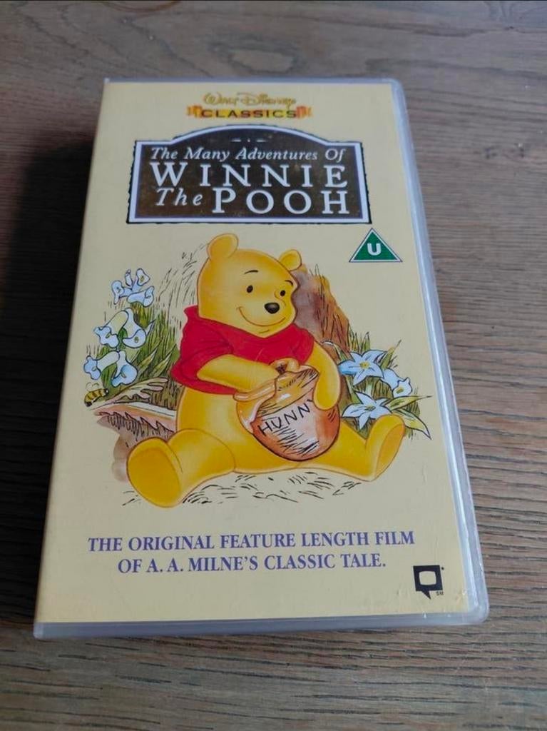 Disney Classics Many Adventures of Winnie the Pooh Engels, Alle leeftijden, Ophalen of Verzenden, Gebruikt, Tekenfilms en Animatie
