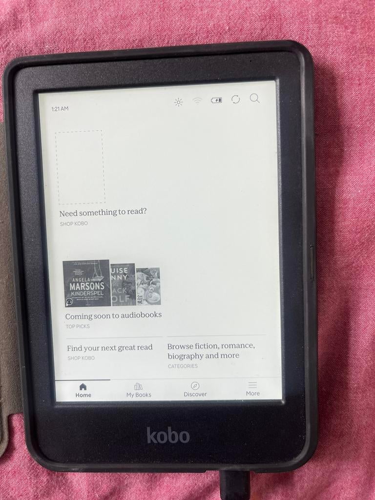 Kobo E-reader & case, Computers en Software, E-readers, Ophalen, Nieuw