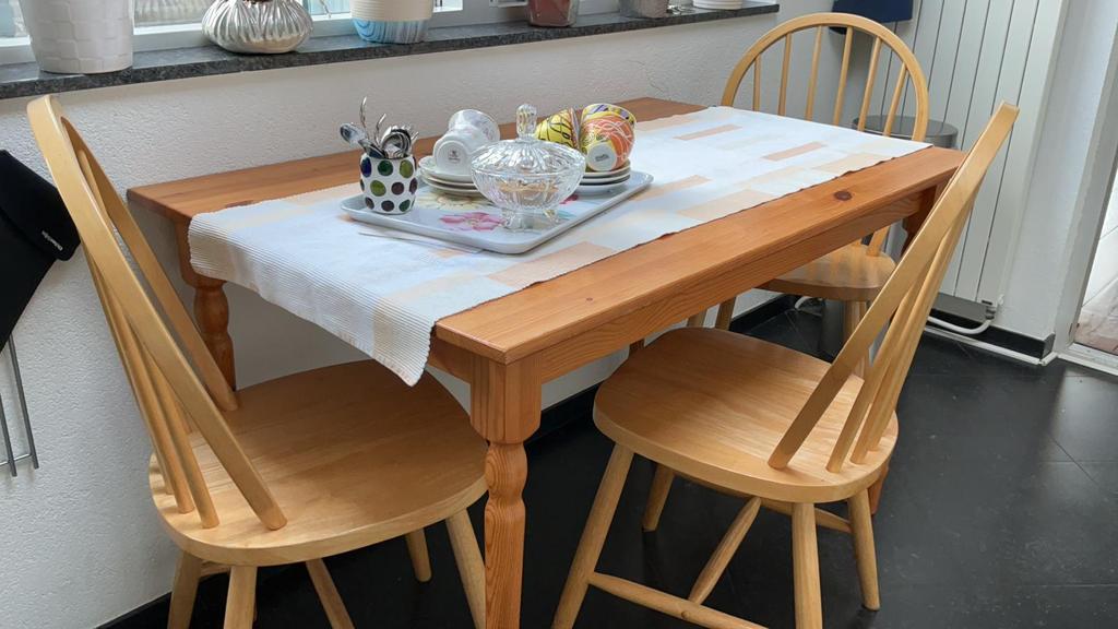 Tafel met drie stoelen, Ophalen of Verzenden, Gebruikt