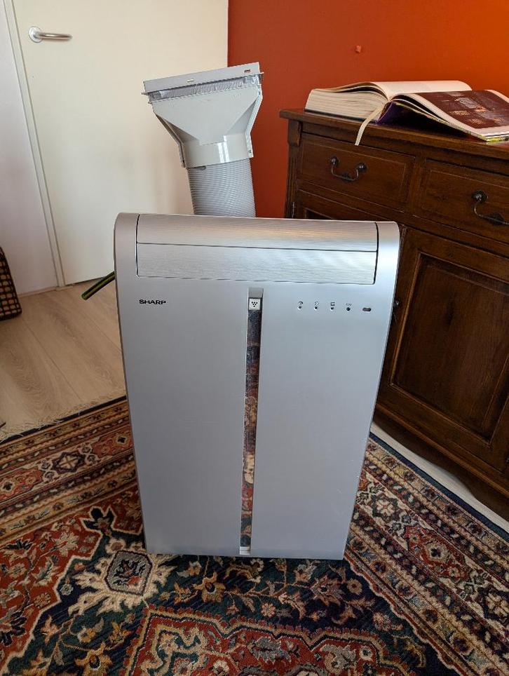 Sharp CV-P09FR mobiele airco, Witgoed en Apparatuur, Airco's, Zo goed als nieuw, Mobiele airco, Minder dan 60 m³, 3 snelheden of meer