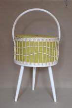 Vintage naaibox op pootjes, Ophalen of Verzenden, Gebruikt, Overige typen