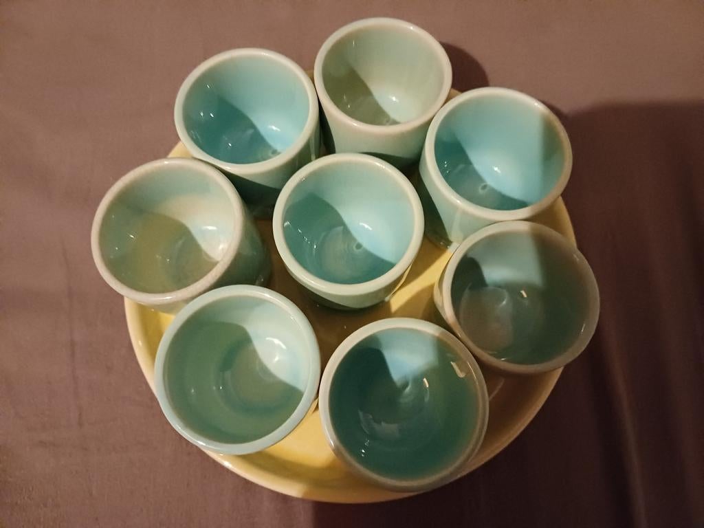 Maastrichts aardewerk eierdopjes op schaal, Antiek en Kunst, Ophalen of Verzenden