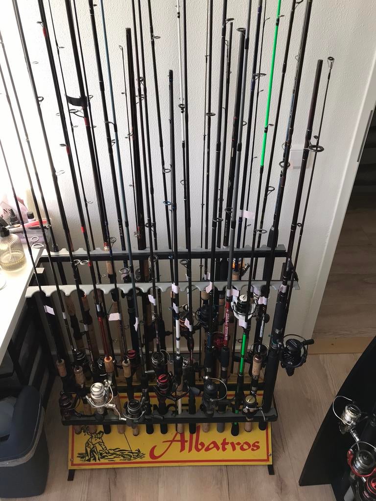 complete hengel sets (rek1) zie foto’s en omschrijving, Watersport en Boten, Hengelsport | Witvissen, Ophalen, Nieuw, Werphengel