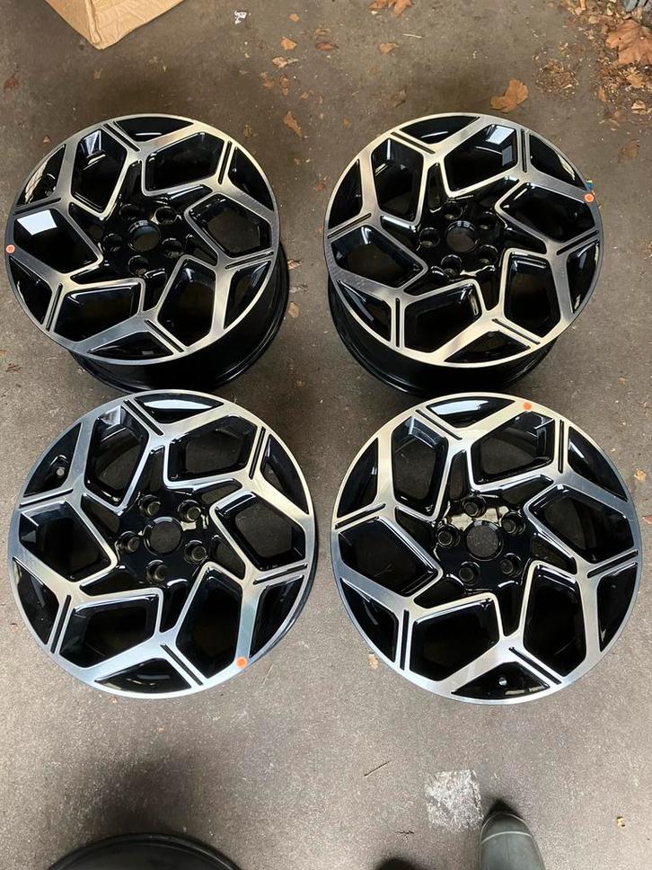 18 inch originele Kia X Ceed velgen NIEUW (Xceed X-Ceed), Auto-onderdelen, Banden en Velgen, Banden en Velgen, Zomerbanden, 18 inch