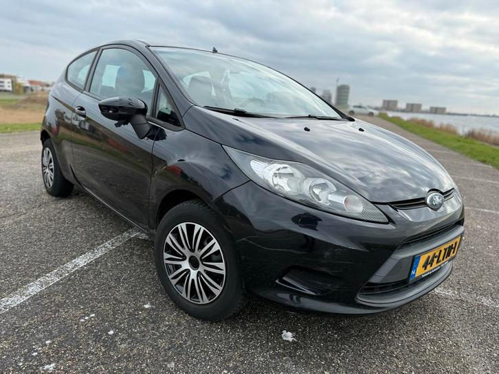 Ford Fiësta 1.25/APK OKT 2026/AIRCO/NAP, Auto's, Ford, Bedrijf, Fiësta, ABS, Airbags, Airconditioning, Alarm, Bluetooth, Boordcomputer