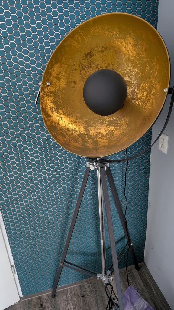 Golden Sun vandeheg vloerlamp., Ophalen, Zo goed als nieuw, 150 tot 200 cm