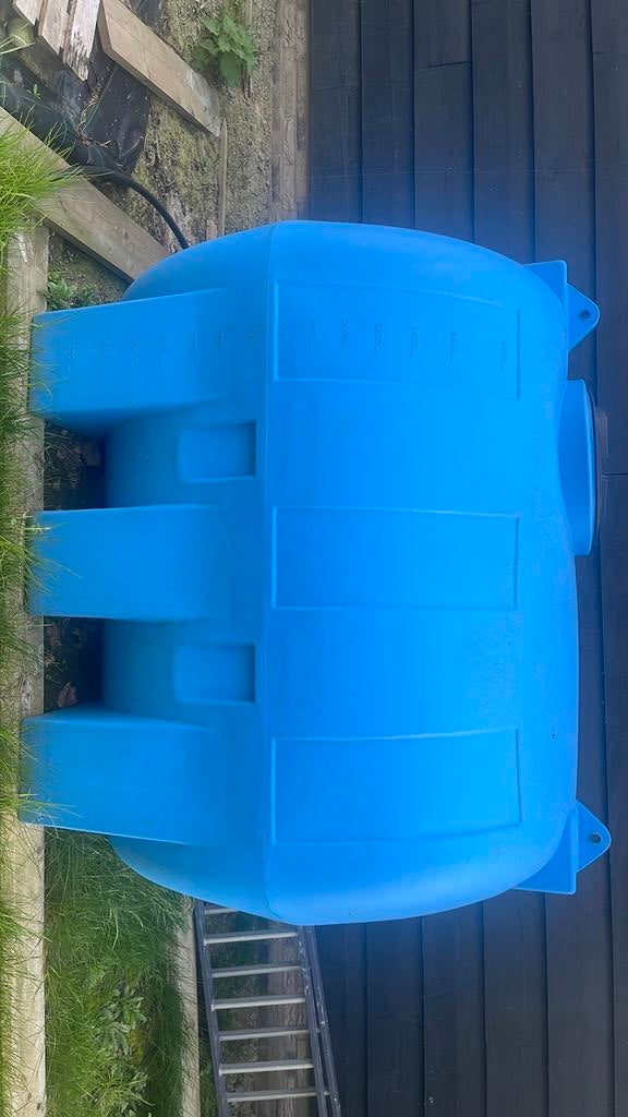 Watertank, Tuin en Terras, Regentonnen, 150 liter of meer, Ophalen of Verzenden, Zo goed als nieuw