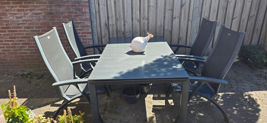 Tuinset met tafel en 4 verstelbare Hartman stoelen, Ophalen of Verzenden, Gebruikt, Kunststof