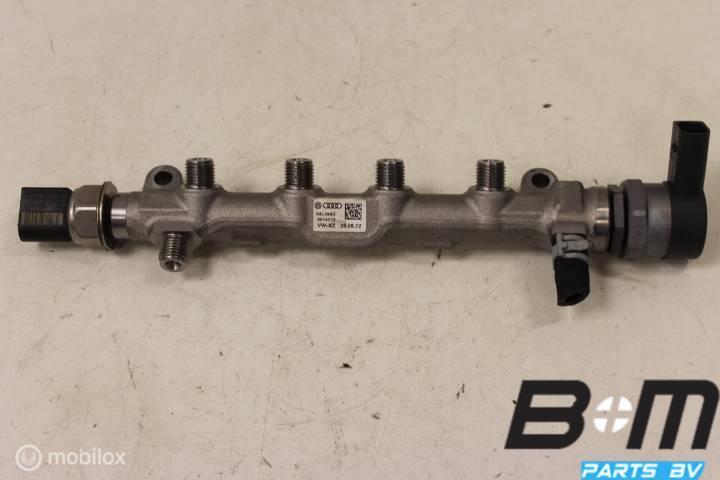 Brandstofrail +druksensor/drukregelklep VW Golf 7 04L130089D, Auto-onderdelen, Gebruikt
