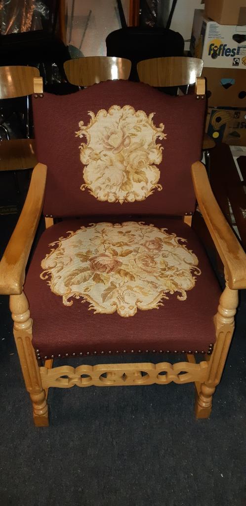 Stoelen  / rook stoel  / fauteuil, Ophalen