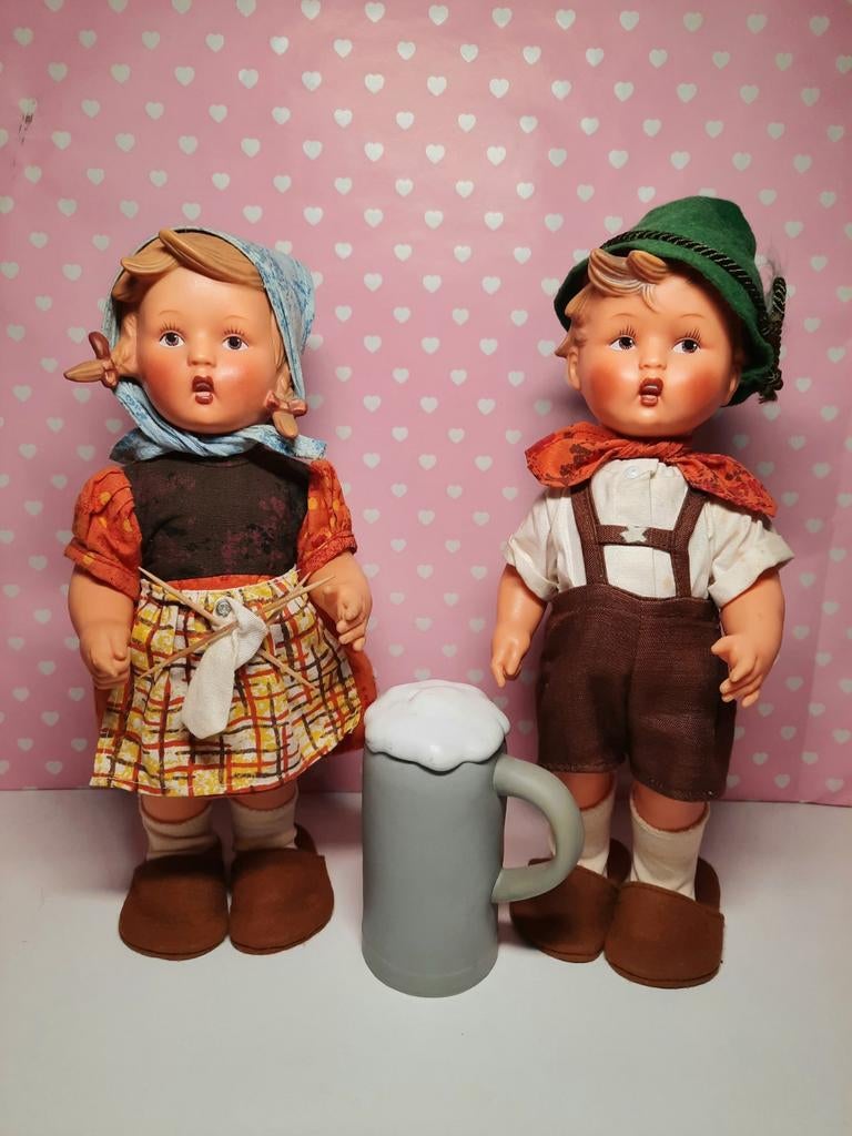 Vintage Hummel Goebel Pop Gretl Breiles en Jongen Bierpul, Verzamelen, Ophalen of Verzenden, Zo goed als nieuw, Pop