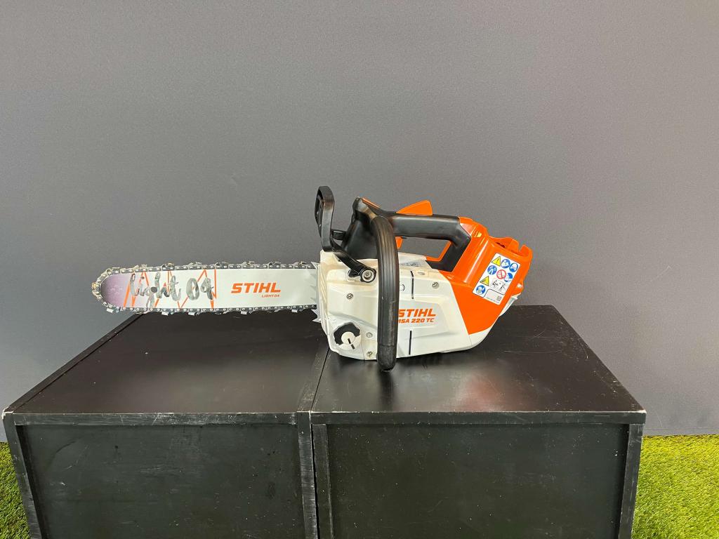 STIHL MSA 220T-C   Met garantie, Niet ingevuld, Niet ingevuld, Ophalen of Verzenden, Zo goed als nieuw