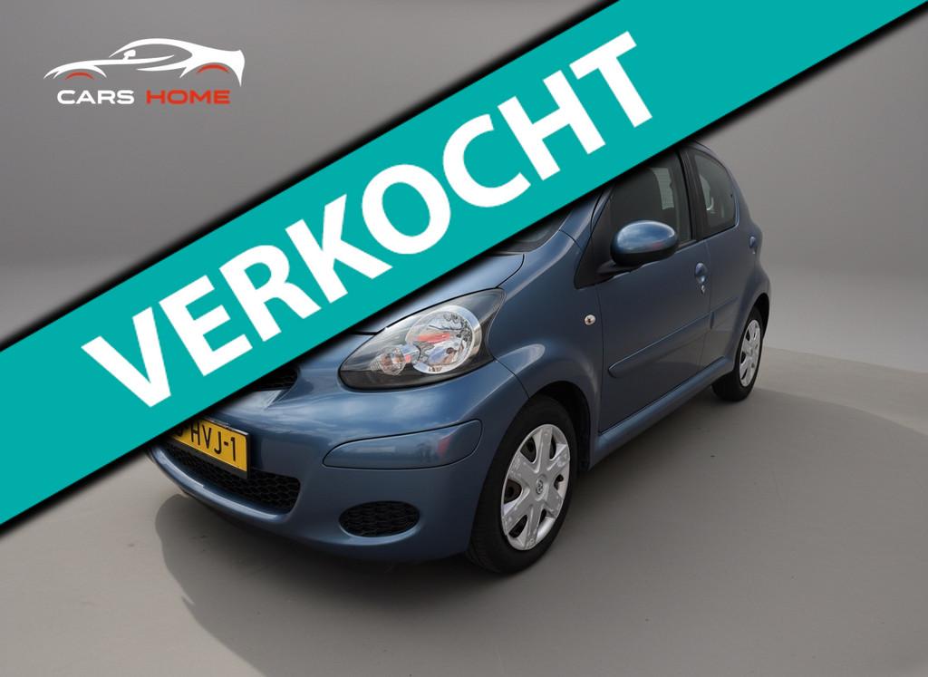 Toyota Aygo 1.0-12V Comfort|dealer onderhouden|airco|nette s, Voorwielaandrijving, Gebruikt, 68 pk, Origineel Nederlands