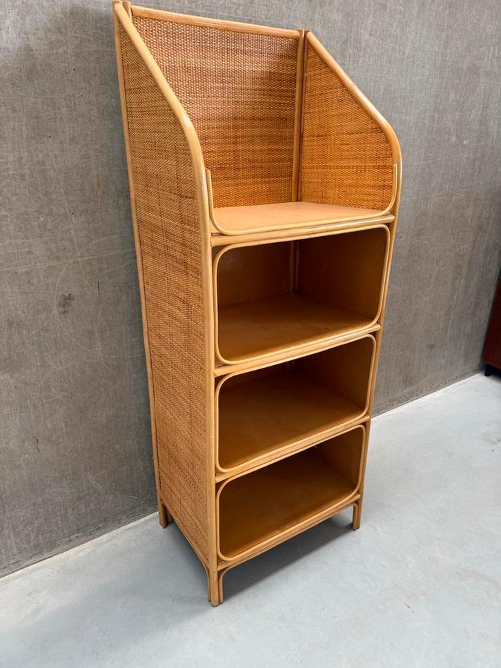 Vintage Bamboe Rotan Kastje met 4 Vakken, Antiek en Kunst, Antiek | Meubels | Kasten, Ophalen of Verzenden
