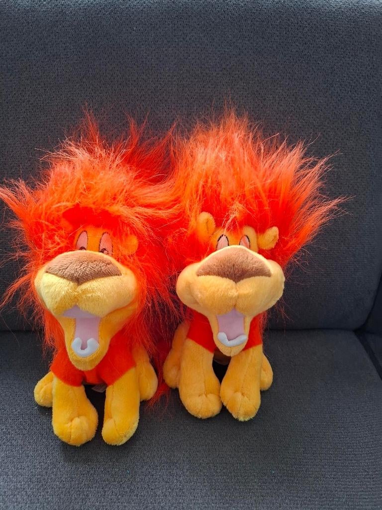 Welpie Oranje 2x groot AH, Verzamelen, Ophalen of Verzenden, Zo goed als nieuw, Overige binnenlandse clubs, Poster, Plaatje of Sticker