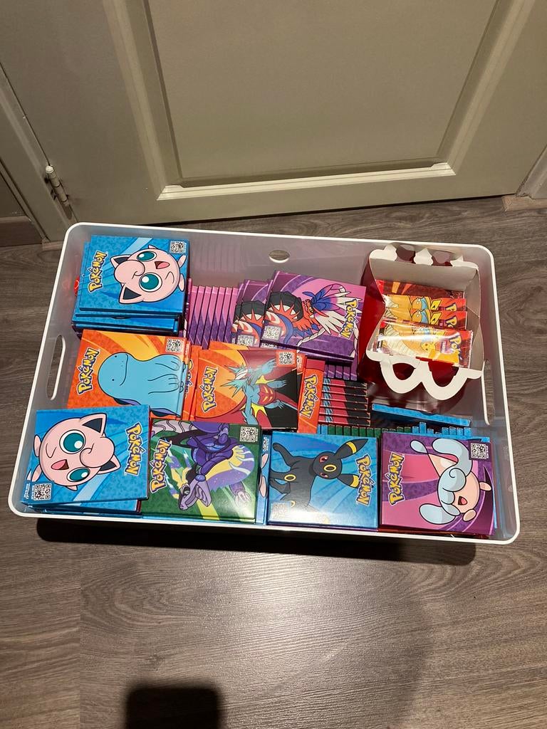 Hele doos Pokémon McDonald’s Dragon Discovery verpakkingen, Ophalen of Verzenden, Zo goed als nieuw, Overige typen