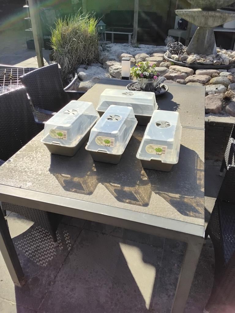 4 kweekbakjes, Tuin en Terras, Kweekspullen, Ophalen of Verzenden