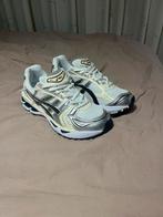 Asics Gel Kayano 14 Maat 43, Wit, Ophalen of Verzenden, Sneakers of Gympen, Zo goed als nieuw