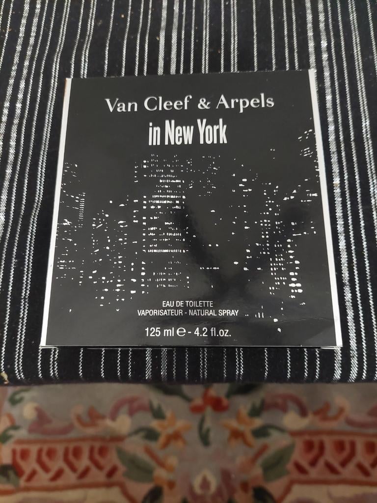 TE KOOP VAN CLEEF EN ARPELS PARFUM IN NEW YORK 125 ML., Ophalen of Verzenden