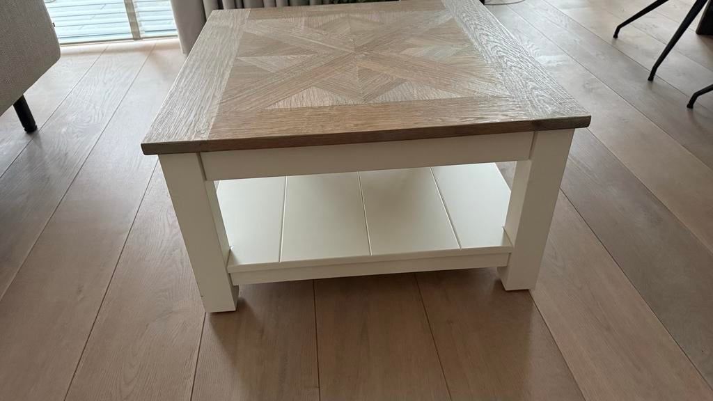 Salontafel 70x70 cm met houten blad en opbergplank, Huis en Inrichting, Complete inboedels, Ophalen