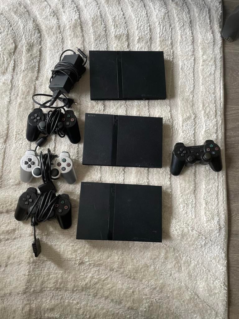 PlayStation 2 consoles met controllers en games, Ophalen, Gebruikt, Overige genres, 1 speler