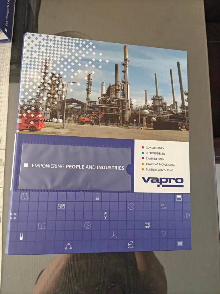 Vapro B boekenserie compleet met alle cd's (27 klappers), Ophalen, Vapro, Zo goed als nieuw, MBO