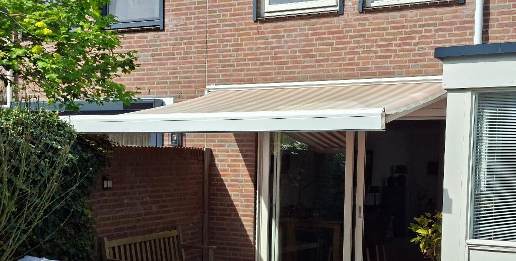 Zonnescherm, Ophalen, Gebruikt, Elektrisch, 150 tot 300 cm