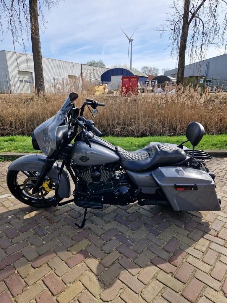 Harley Davidson FLHX Street Glide 103  Bouwjaar 2013, 2 cilinders, 1690 cc, Bedrijf, Meer dan 35 kW