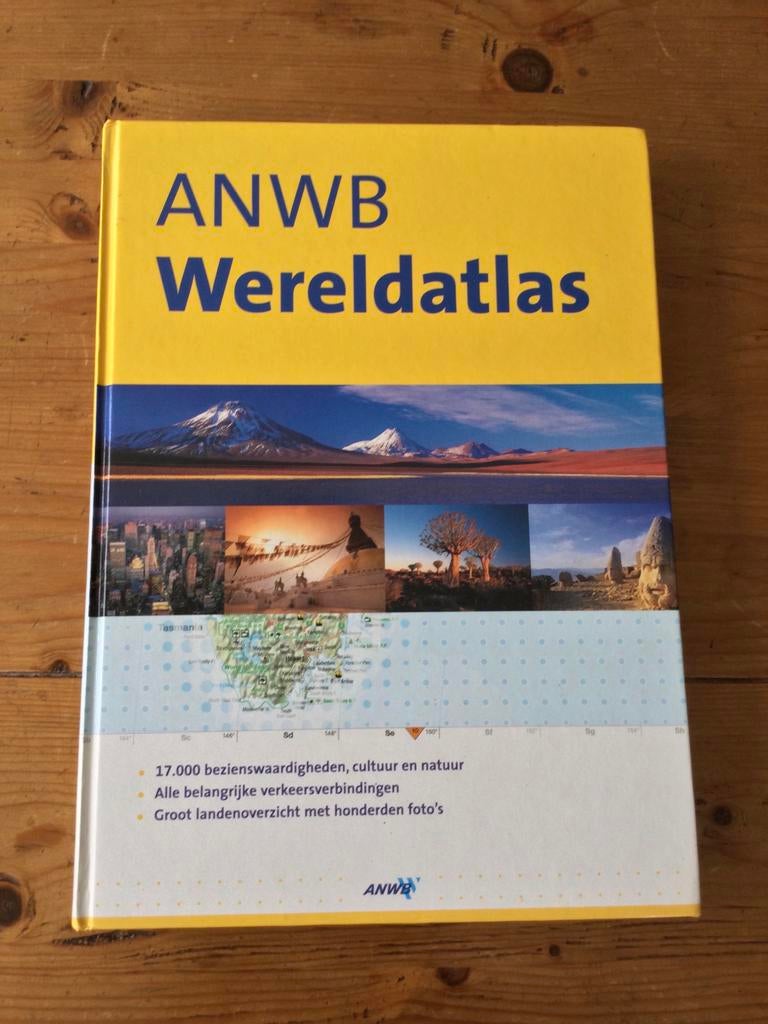 ANWB wereld Atlas, Overige atlassen, 2000 tot heden, Ophalen of Verzenden, Zo goed als nieuw