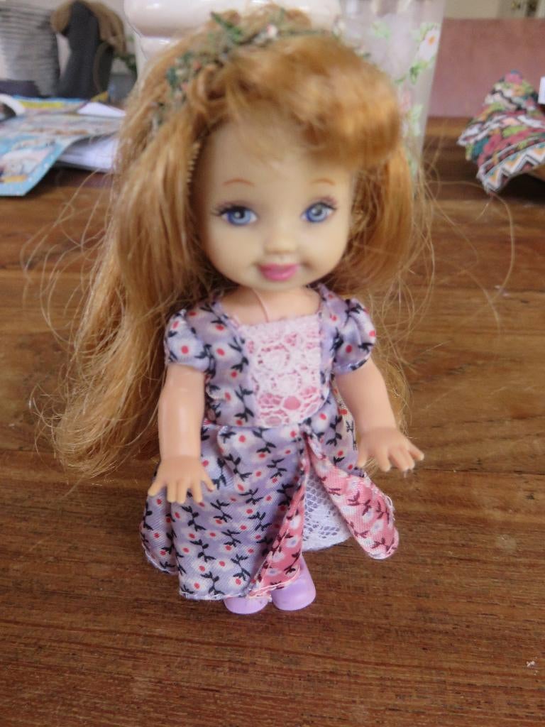 BARBIE SHELLY, Verzamelen, Poppen, Ophalen of Verzenden, Zo goed als nieuw, Pop