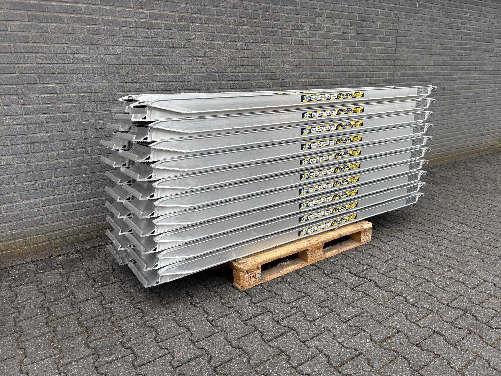 Oprijplaten ALU 3500 kg setprijs | Hapert | Henra | Saris!, Ophalen, De Grift 15 Nieuwleusen, Nieuw, Transport Trading