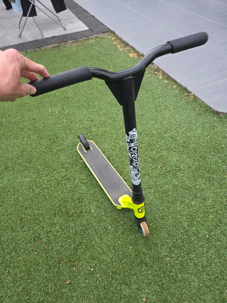 Gele stuntstep van Decathlon, Fietsen en Brommers, Steps, Ophalen of Verzenden