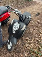 Sym mio 50cc Brom, Fietsen en Brommers, Ophalen of Verzenden, Zo goed als nieuw, Benzine, Mio