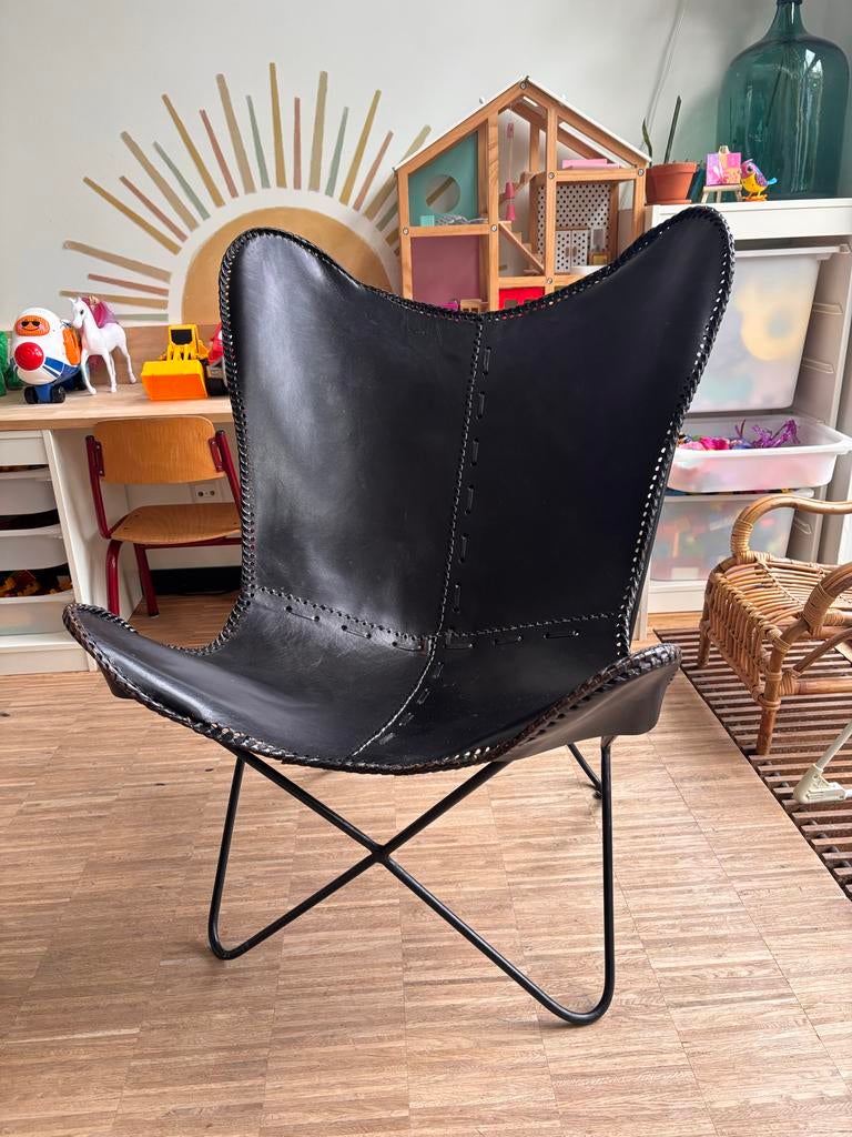 Zwartleren vlinderstoel, Ophalen, Zwart, Leer, Zo goed als nieuw