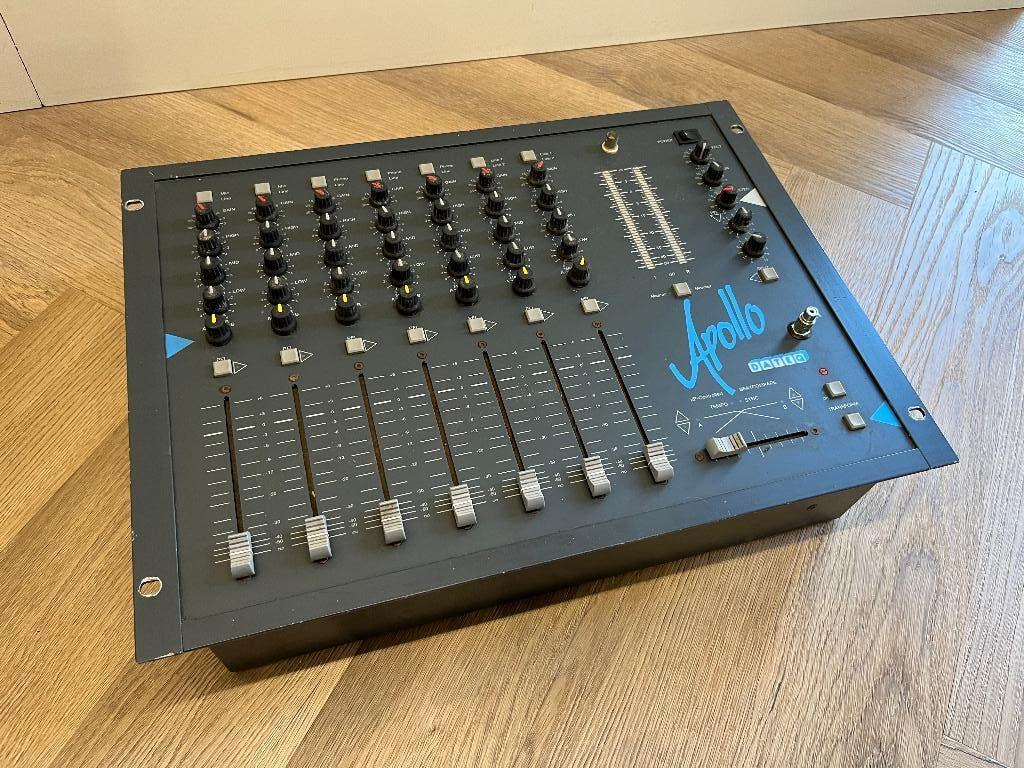Dateq Apollo in goede staat, Muziek en Instrumenten, Ophalen of Verzenden, Gebruikt, 5 tot 10 kanalen, Microfooningang