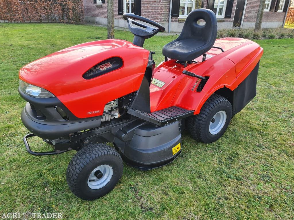 Sabo 92-13HF zitmaaier met opvangbak hydrostaat., Tuin en Terras, Zitmaaiers, Gebruikt, 90 tot 120 cm, Elektrische starter, Opvangbak