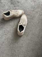 Durea Sneakers 41 - Zo goed als nieuw!, Kleding | Dames, Schoenen, Ophalen of Verzenden, Zo goed als nieuw, Beige, Sneakers of Gympen