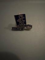 Hummel Jubileum Speldje Zilver Zwart, Ophalen of Verzenden, Gebruikt, Figuurtje, Speldje of Pin