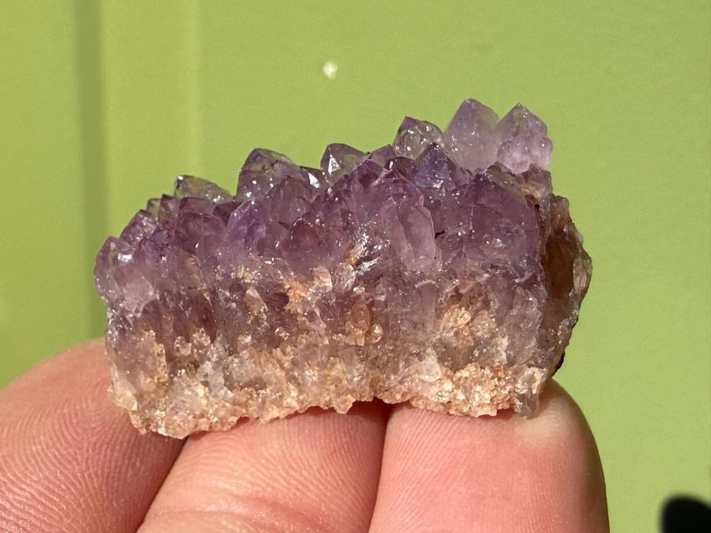 Zeldzame Alacam Amethist uit Turkije mineralen, Verzamelen, Mineralen en Fossielen, Ophalen of Verzenden, Mineraal