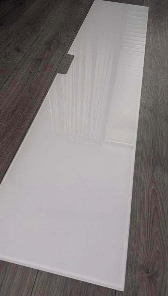 Besta, toppannelen voor tv kast (wit glas), Doe-het-zelf en Verbouw, Platen en Panelen, Ophalen, Zo goed als nieuw