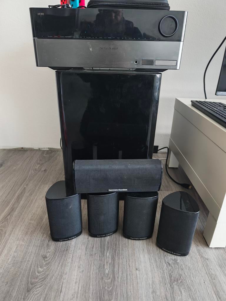 Harman Kardon AVR 166/230 met subwoofer en speakers, Ophalen