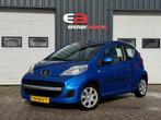 Peugeot 107 1.0-12V XS | AIRCO | ELEKTR. PAKKET | (bj 2011), Voorwielaandrijving, Euro 5, Stof, Gebruikt