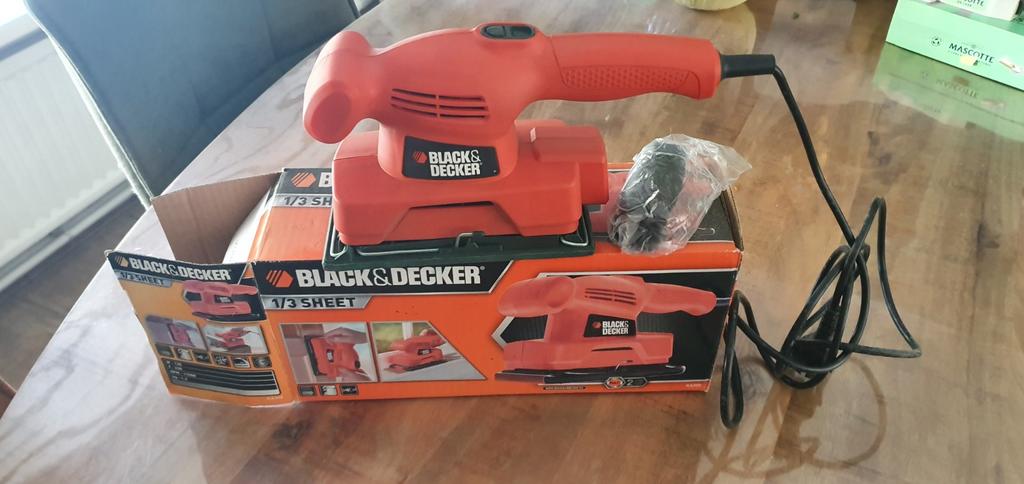 Black en Decker fijnschuurmachine., Decoupeerzaag, Ophalen of Verzenden, Zo goed als nieuw, 30 tot 70 mm
