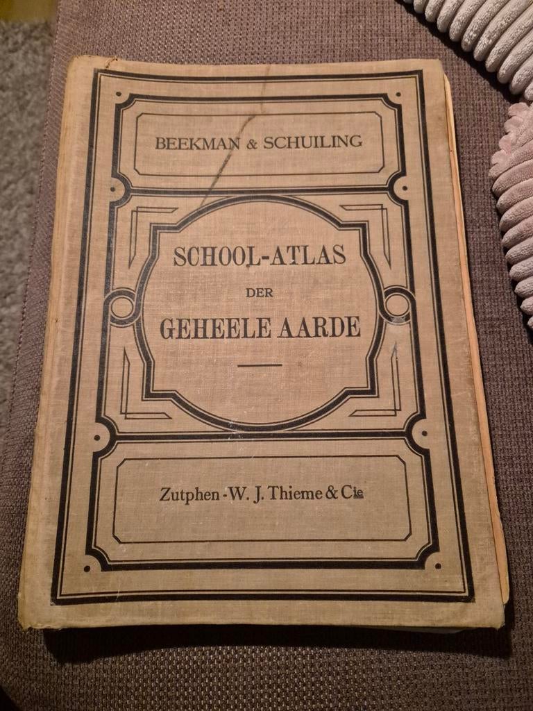 Beekman en schuiling schoolatlas der geheele aarde, Ophalen