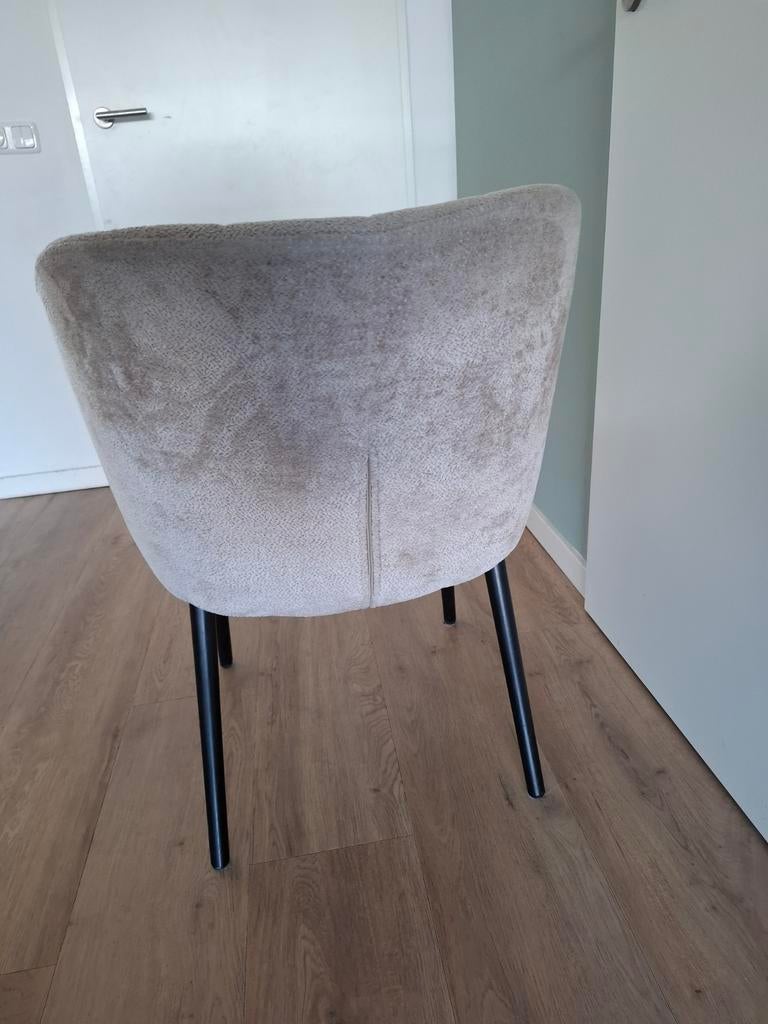 6 gebruikte stoelen van Zitmaxx, Ophalen