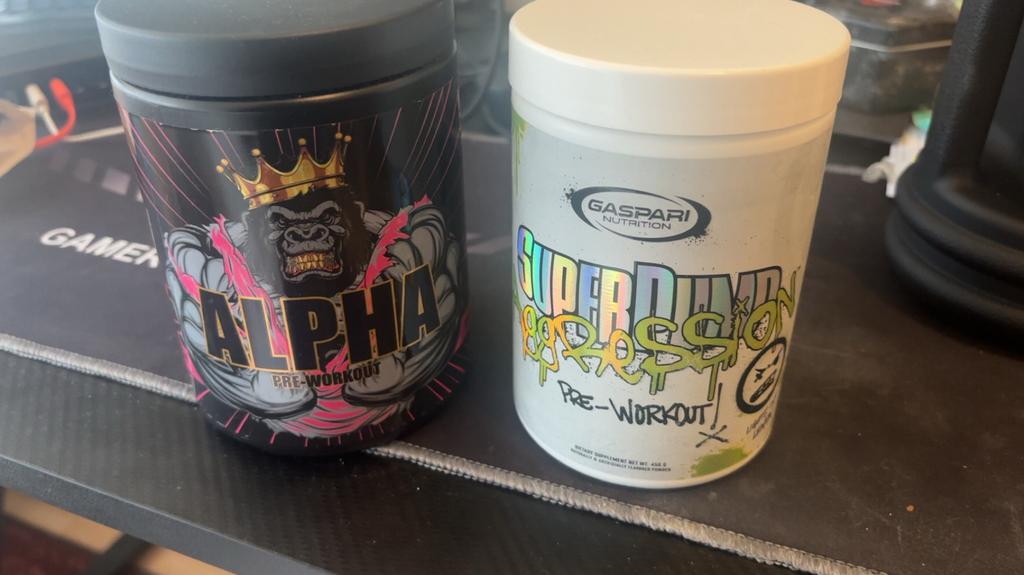 Double pre workout, Sport en Fitness, Gezondheidsproducten en Wellness, Ophalen of Verzenden, Nieuw, Poeder of Drank