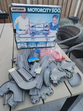 Vintage jaren 90 Matchbox motorcity 500 super set in doos..., Ophalen of Verzenden