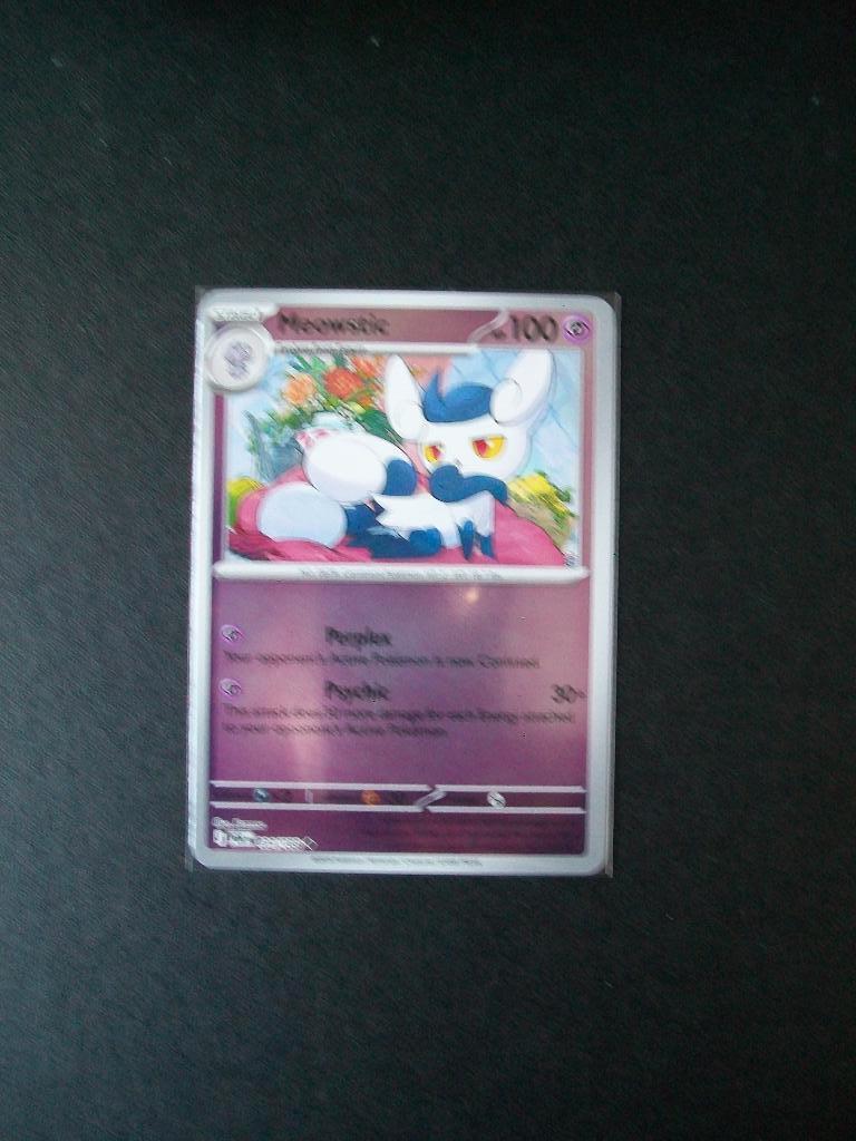 9946. Nieuwe Pokemon Kaart Holofoil MEOWSTIC HP100 (034/088), Verzenden, Nieuw, Losse kaart, Foil