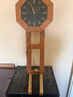 Wuba Klok - Vintage Wandklok met Slinger, Ophalen