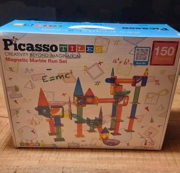 Magnetic Tiles

Picasso Tiles 150 magnetische bouwstenen, Kinderen en Baby's, Speelgoed | Bouwstenen, Zo goed als nieuw, Ophalen of Verzenden